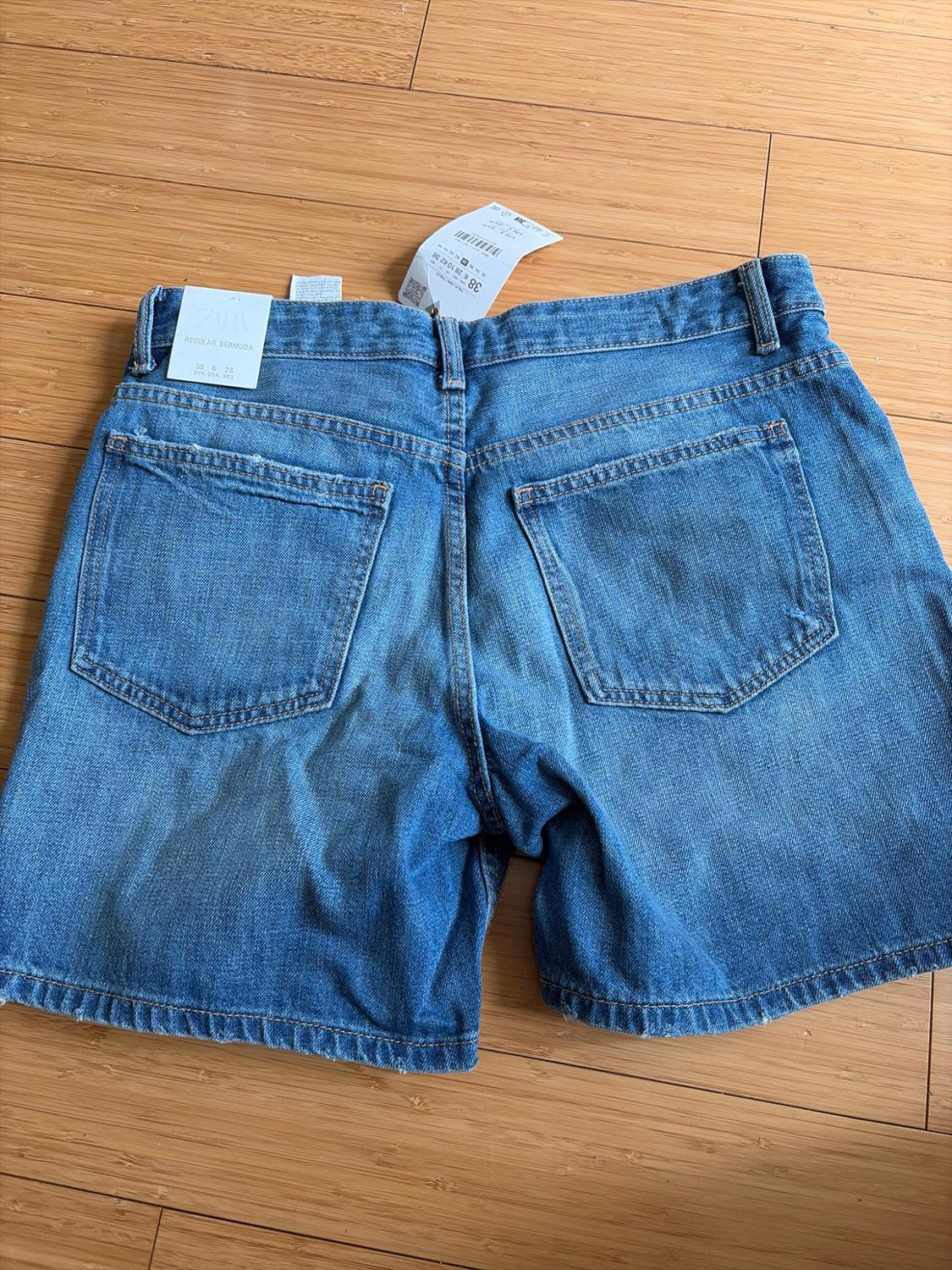 REGULAR FIT MID-RISE DENIM SHORTS - Image 4