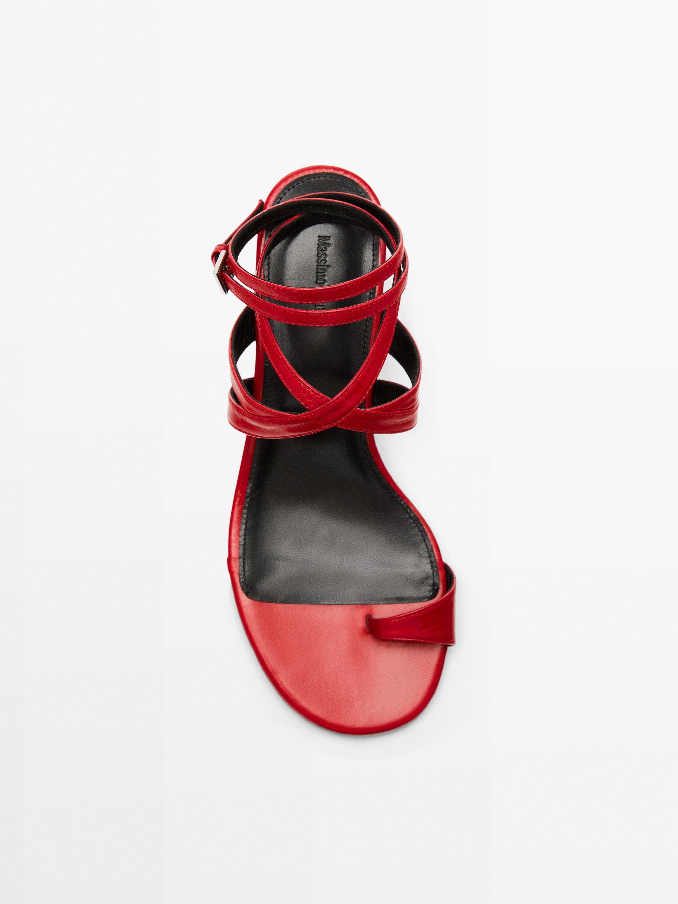 Sandales cuir brides croisées