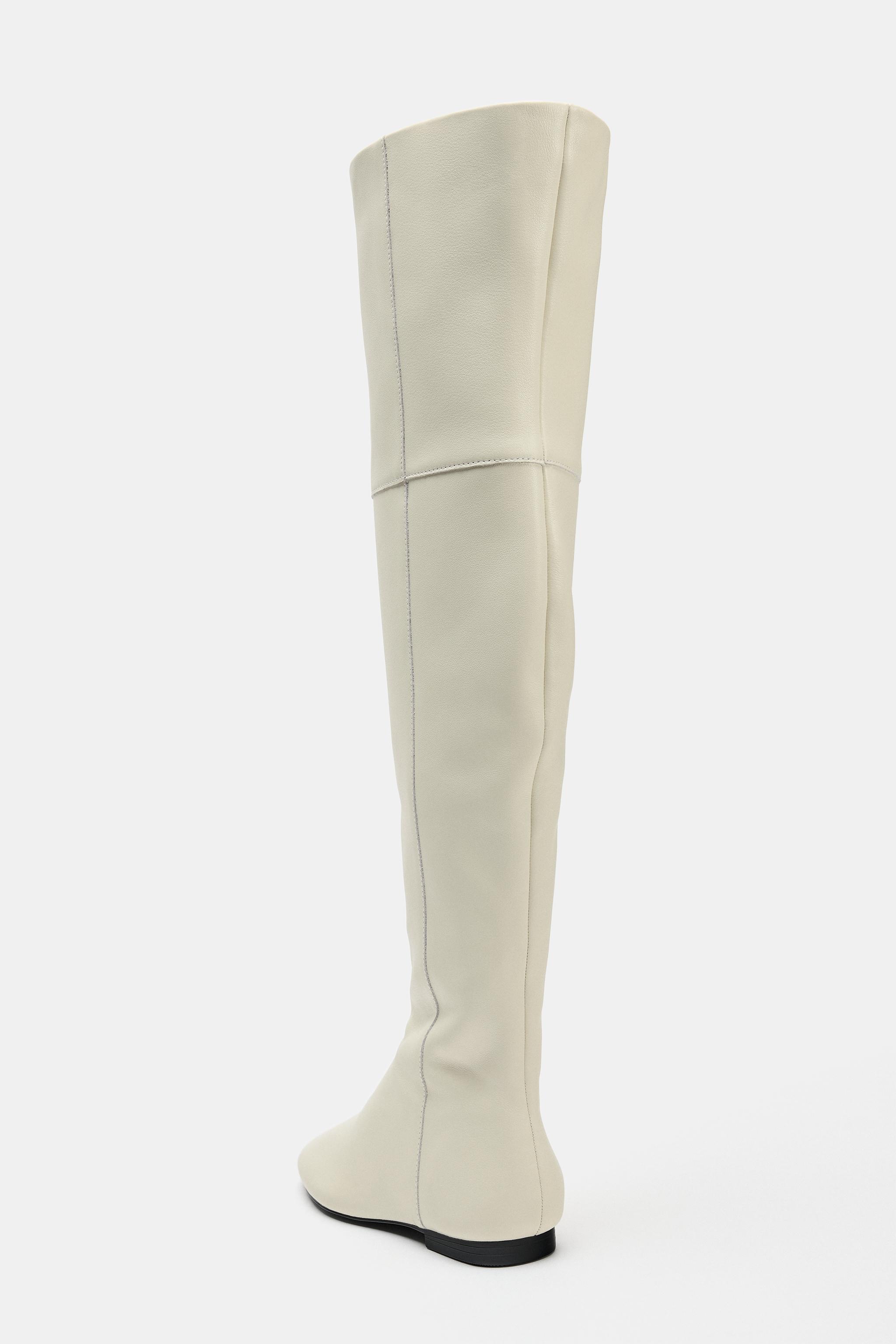 CATS FLAT LEATHER BOOTS