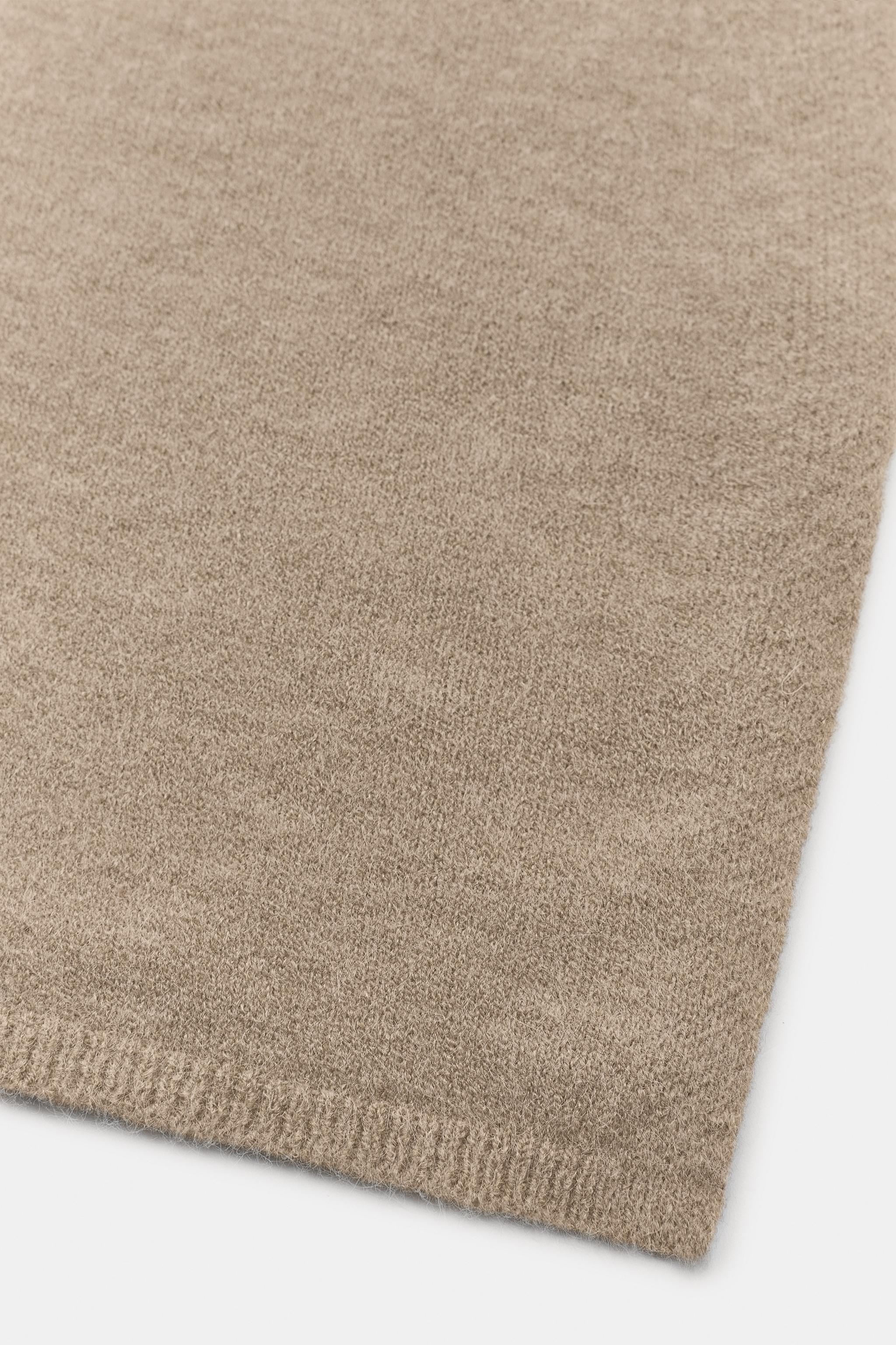 BASIC PLAIN SCARF