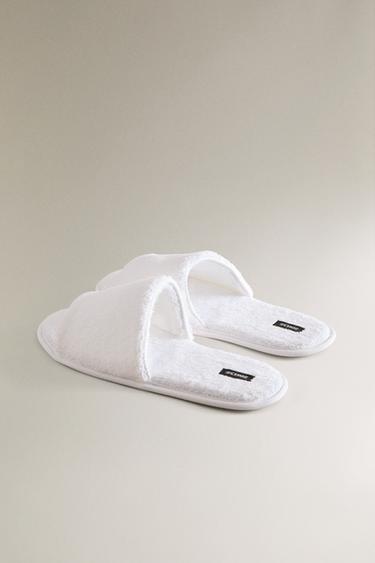 OPEN TERRY BATHROOM SLIPPERS - White by Zara