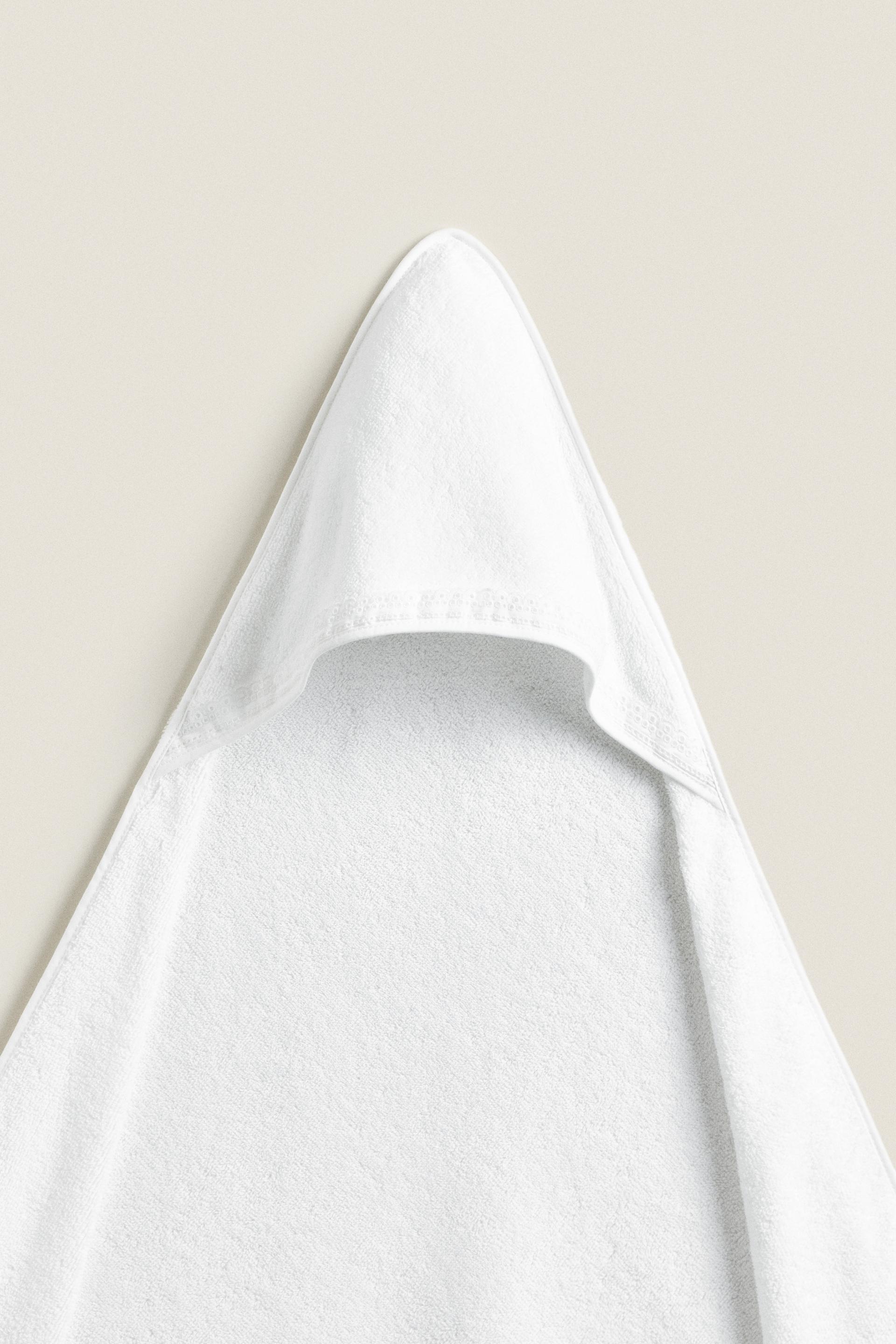 HOODED BABY TOWEL WITH EMBROIDERED BORDER - White | ZARA United Kingdom