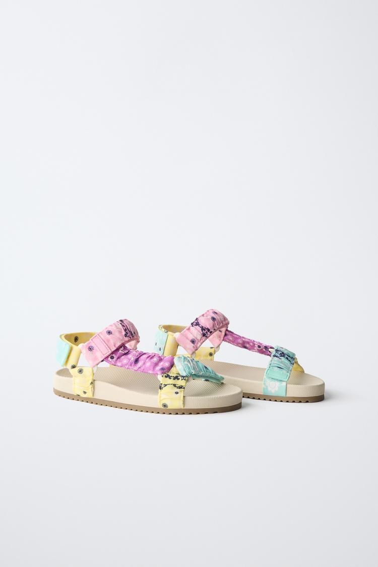 SANDALIAS TÉCNICAS CON ESTAMPADO PAISLEY 2