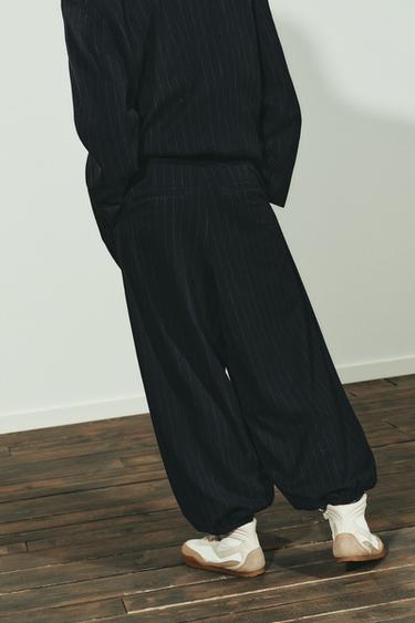 PANTALON JOGGER À RAYURES TENNIS AVEC PLIS - Bleu marine de Zara - Image 3