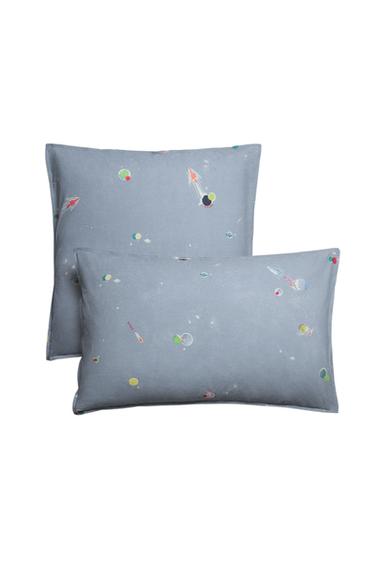CHILDREN’S SPACE PILLOWCASE - متعدد الألوان الخاص بـ Zara