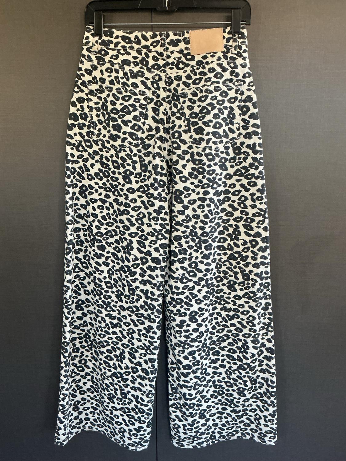 Z1975 WIDE LEG ANIMAL PRINT JEANS - Image 3