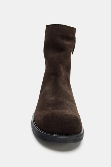 BOTTINES PLATES EN DAIM - Marron de Zara - Image 4
