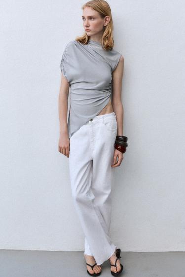 TOP غير متناسق - رمادي فاتح الخاص بـ Zara