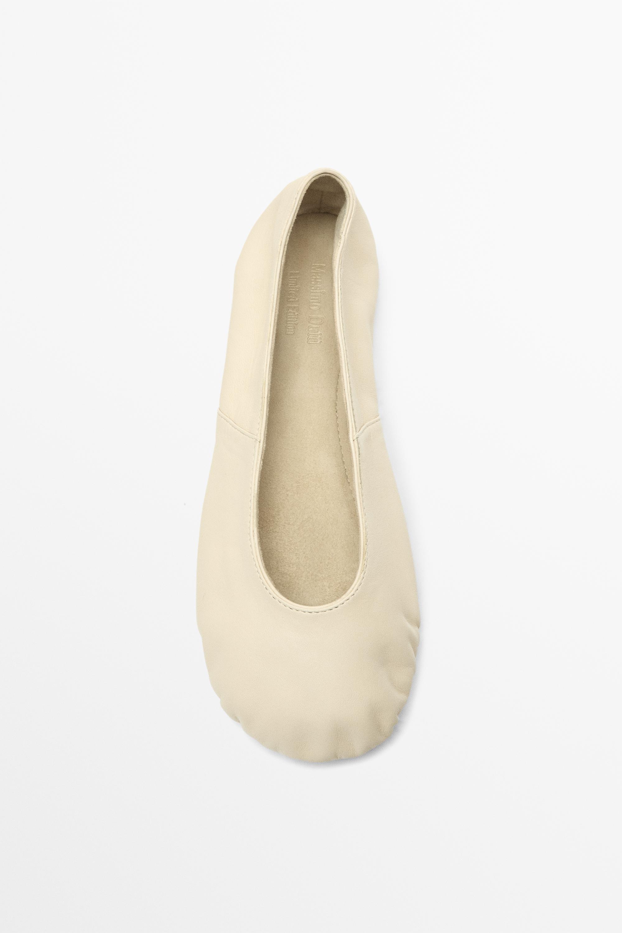 Ballerine en cuir souple