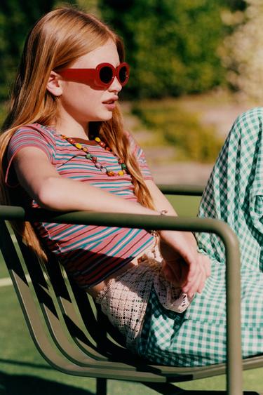 CAMISETA RAYAS - Coral de Zara