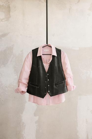 LEATHER WAISTCOAT WITH CONTRAST STITCHING - Black by Zara