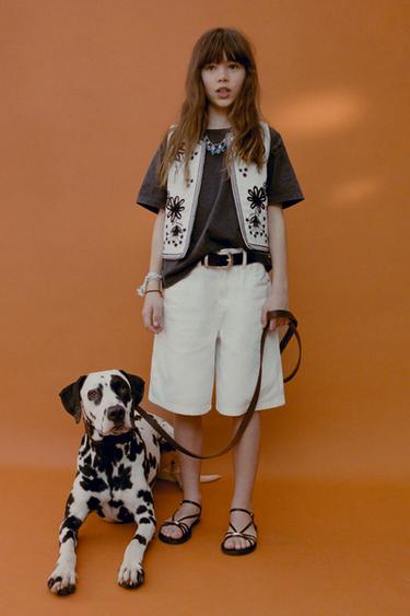 ЖИЛЕТ С ВЫШИВКОЙ — БЕЛЫЙ от Zara