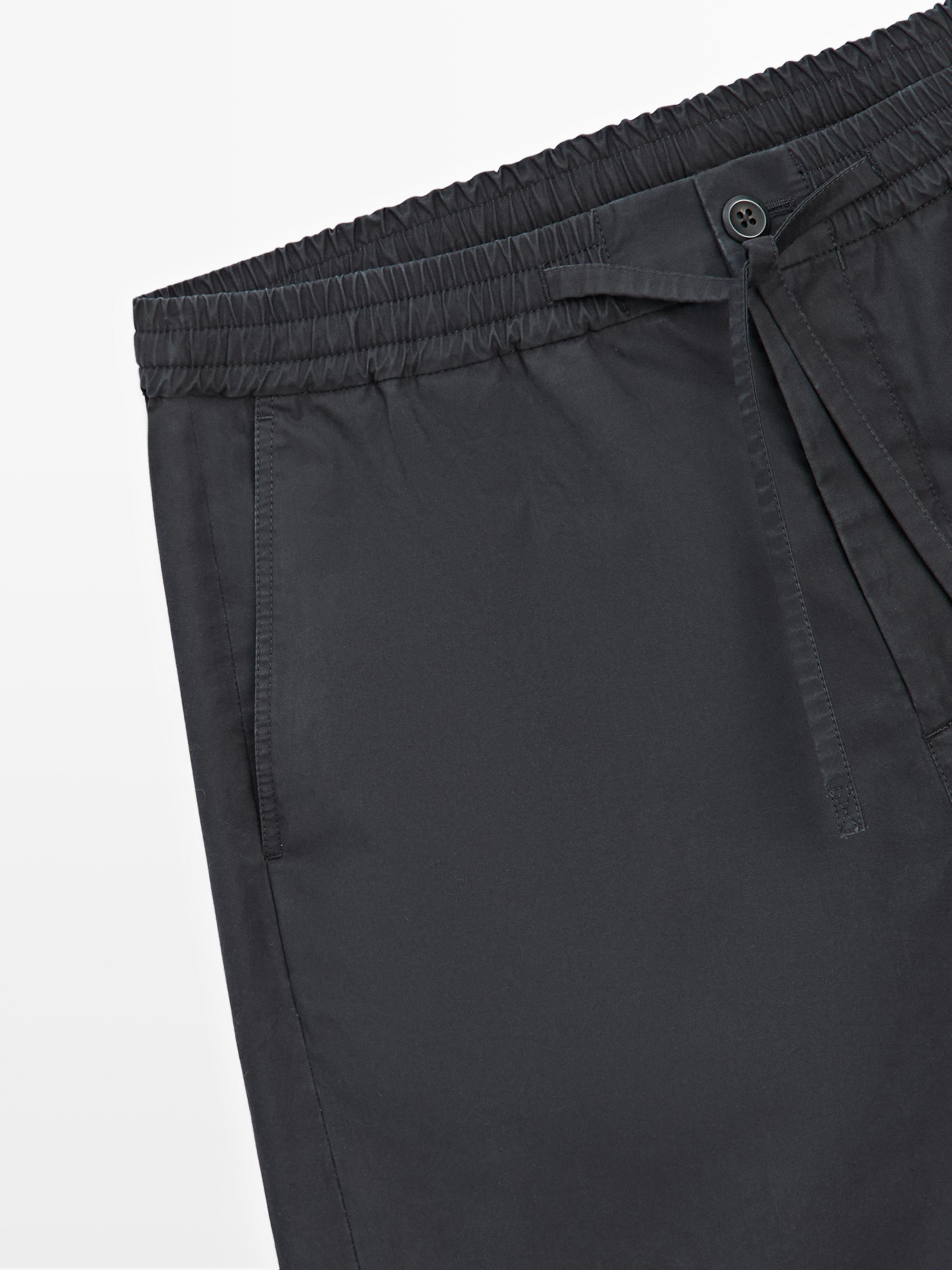 100% cotton jogger fit Bermuda shorts
