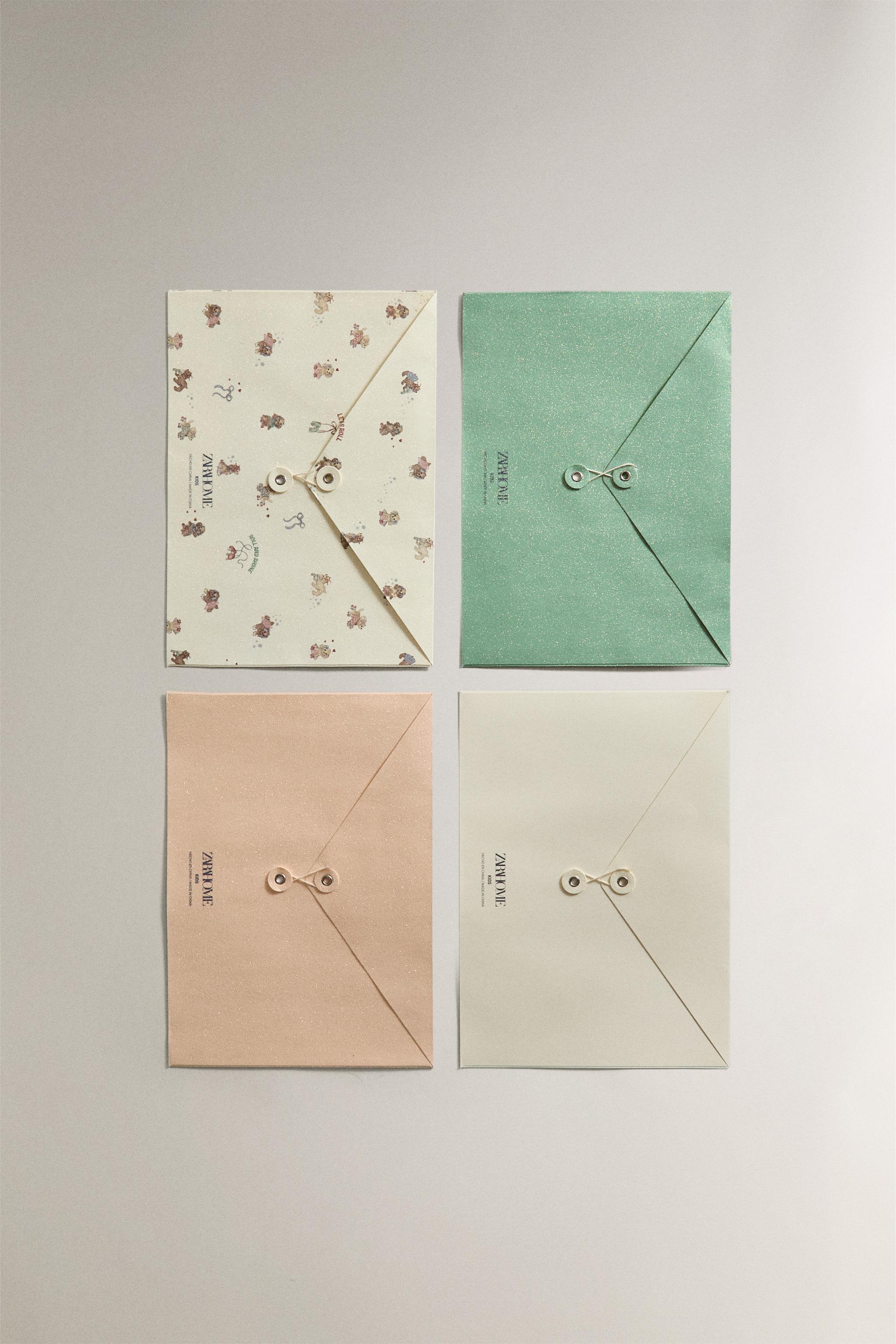 スケート犬柄 封筒 (x 4 セット) - マルチカラー | ZARA Japan