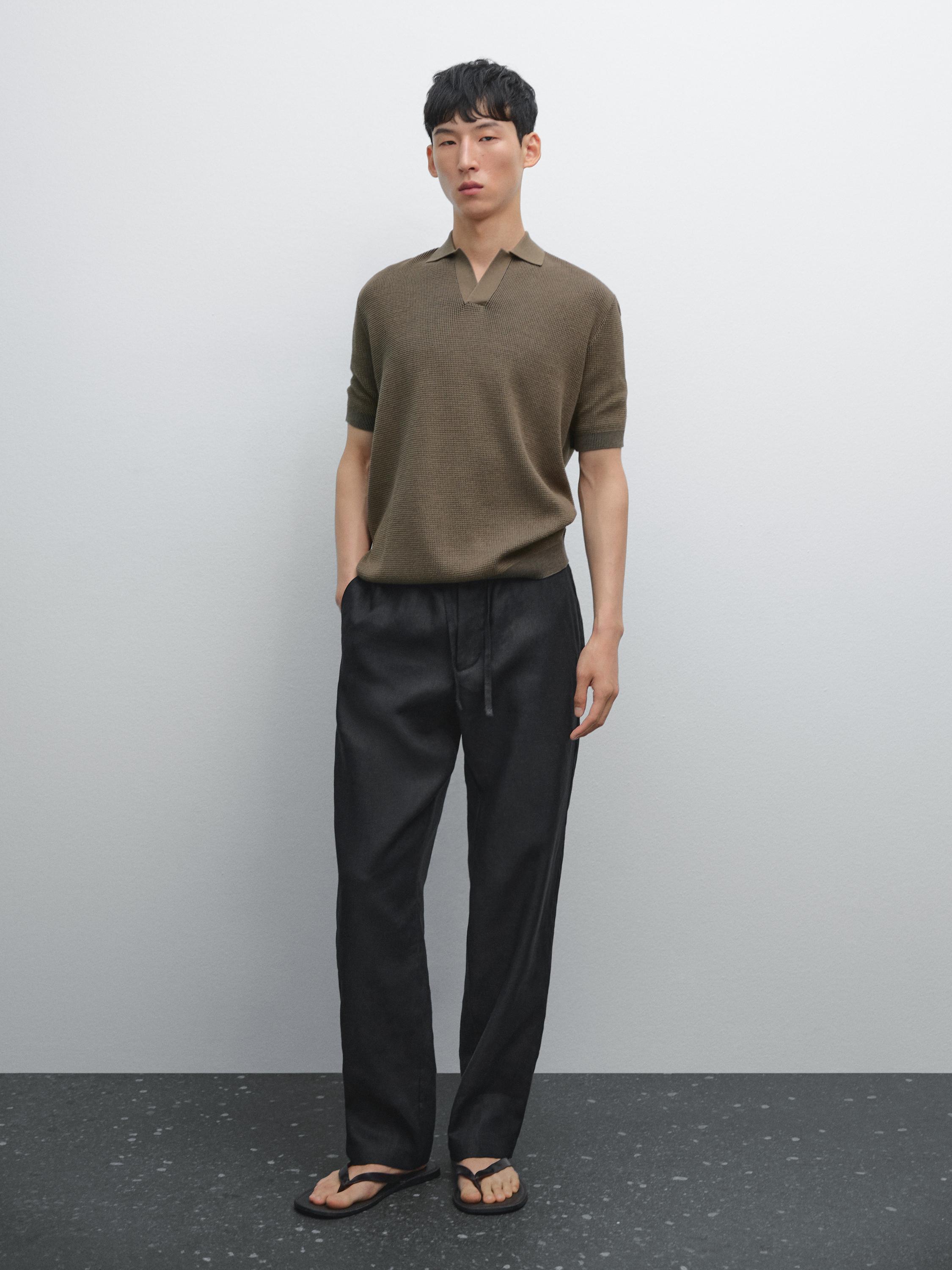 Textured knit V-neck polo shirt