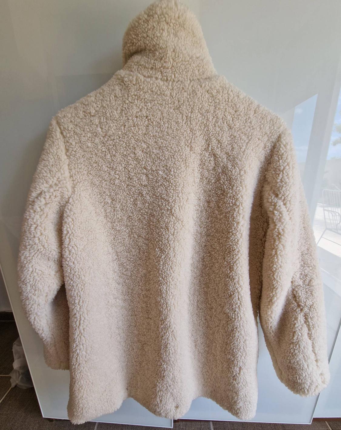 COAT - Image 3