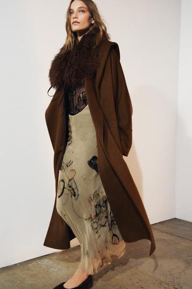 KLEID MIT SPITZENMUSTER UND SCHMUCKPERLEN - Bunt von Zara