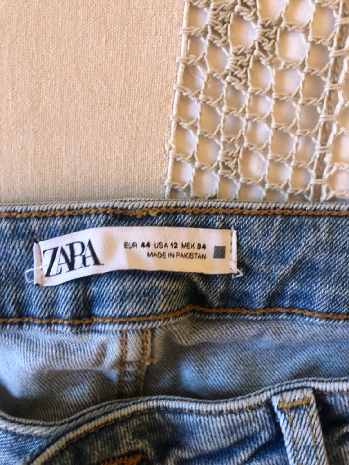 Z1975 FLARED MID-RISE JEANS - Image 3