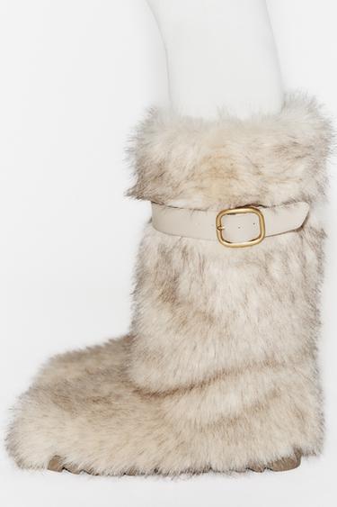 BOTTES EFFET FOURRURE AVEC BRIDE COLLECTION SKI - Blanc écru de Zara - Image 4