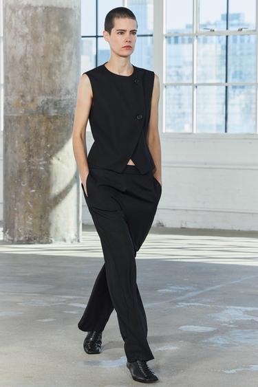 ZW COLLECTION BUTTONED WAISTCOAT TOP - Black by Zara