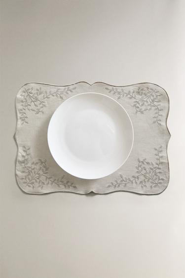 LINEN PLANT EMBROIDERY PLACEMAT - Bluish by Zara - Image 4