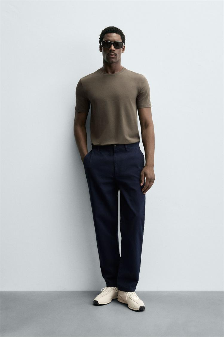 BASIC SLIM FIT T-SHIRT /01