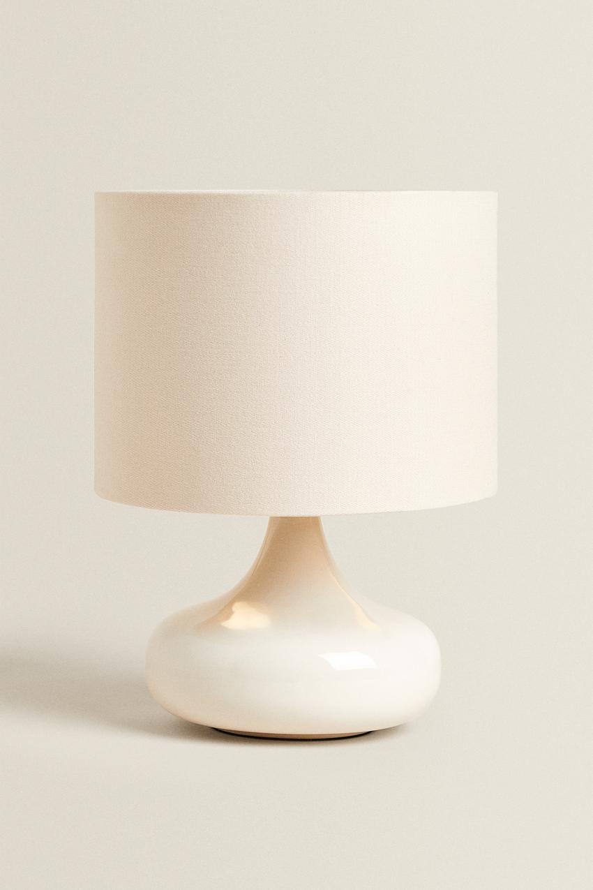 SMALL TABLE LAMP WITH CERAMIC BASE SMALL TABLE LAMP WITH CERAMIC BASE