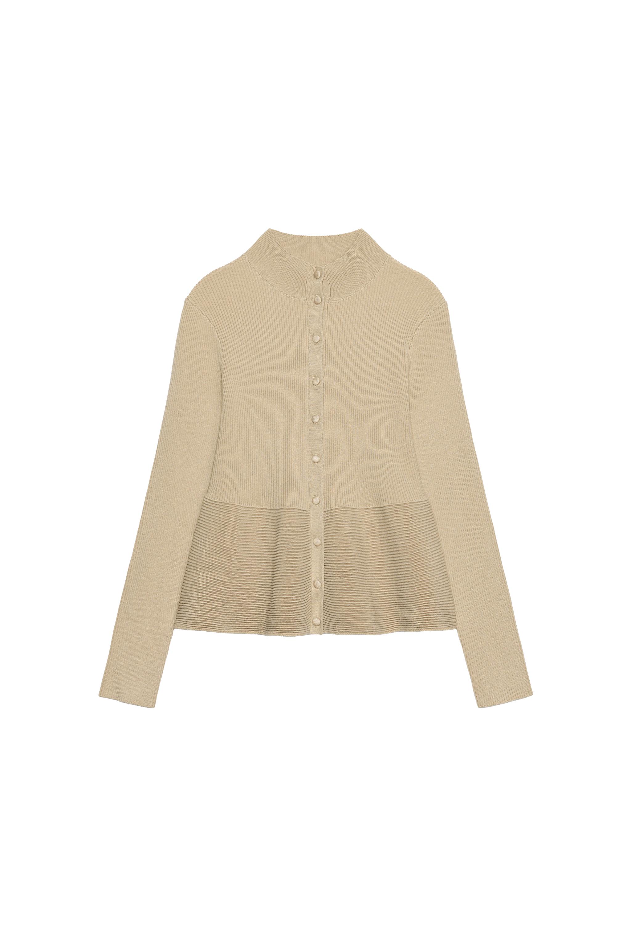 CHAQUETA PUNTO RIB BOTÓN FORRADO
