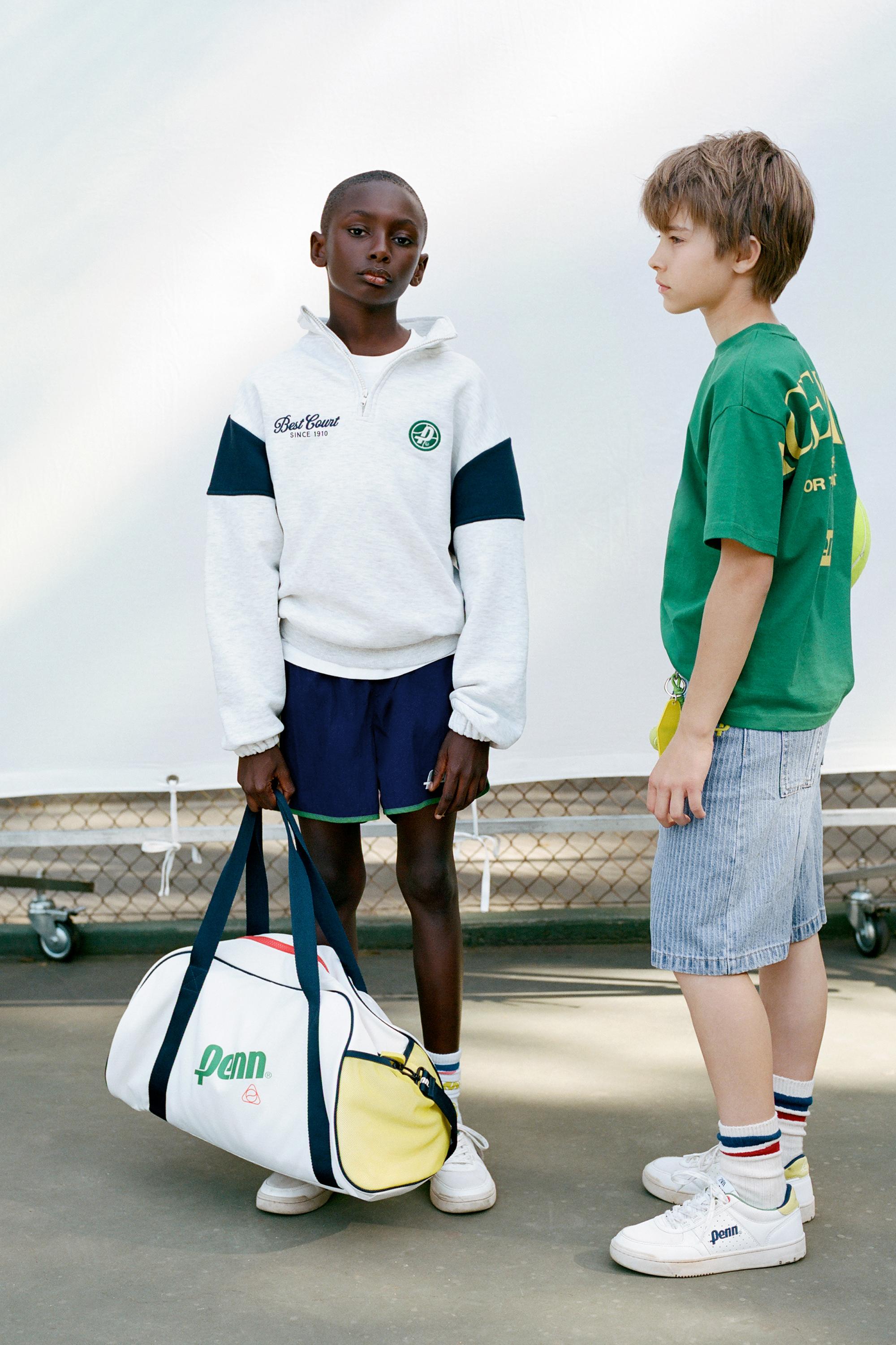 PENN © SNEAKERS