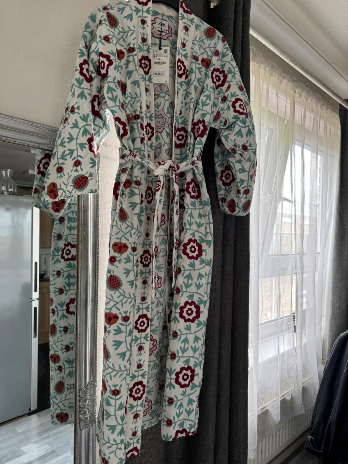 EMBROIDERED KIMONO - LIMITED EDITION - Image 2