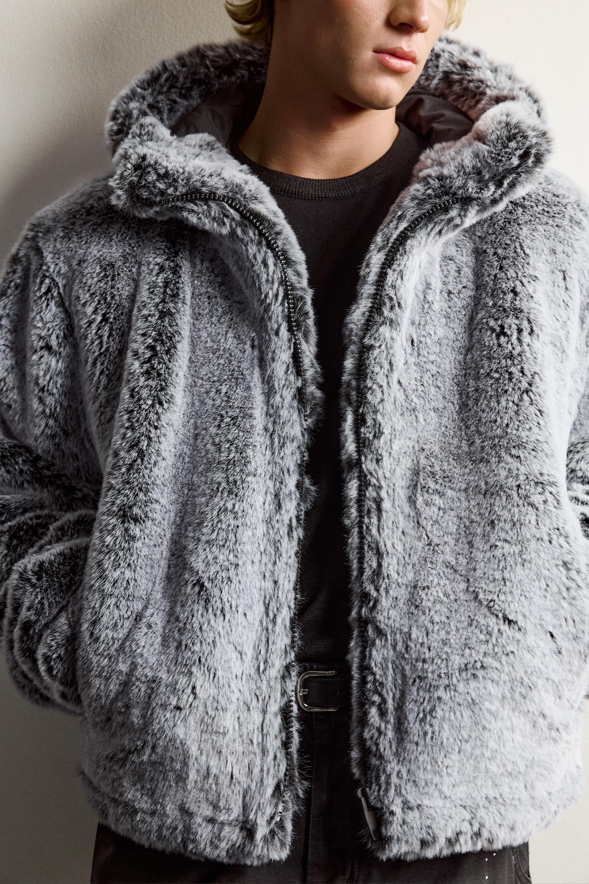 BLOUSON CROPPED FIT EFFET FOURRURE CAPUCHE