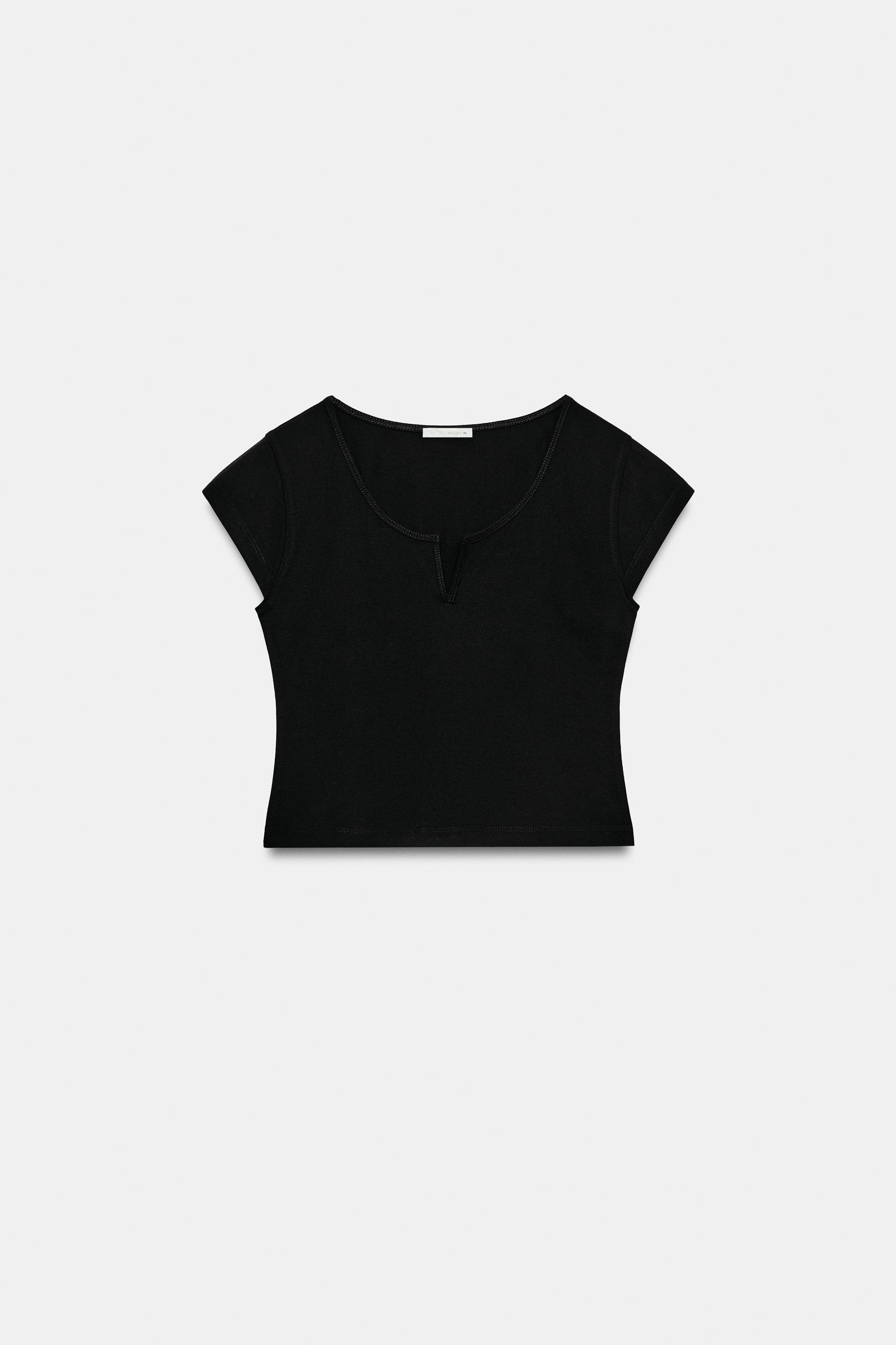 OPENING DETAIL CROP TOP
