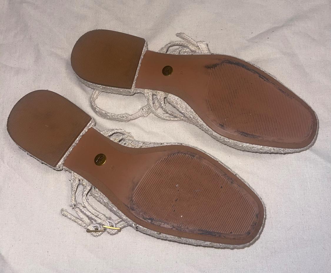 ZARA FLATS WITH BUCKLES - Image 4