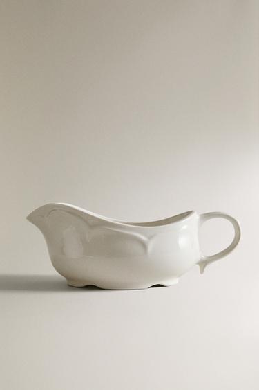 PORCELAIN GRAVY BOAT WITH RAISED DESIGN - White by Zara
