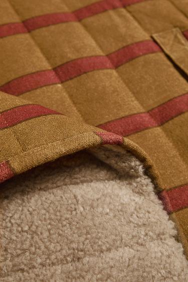 STRIPED ROLL-UP PET FLOOR BLANKET - Mustard by Zara - Image 2