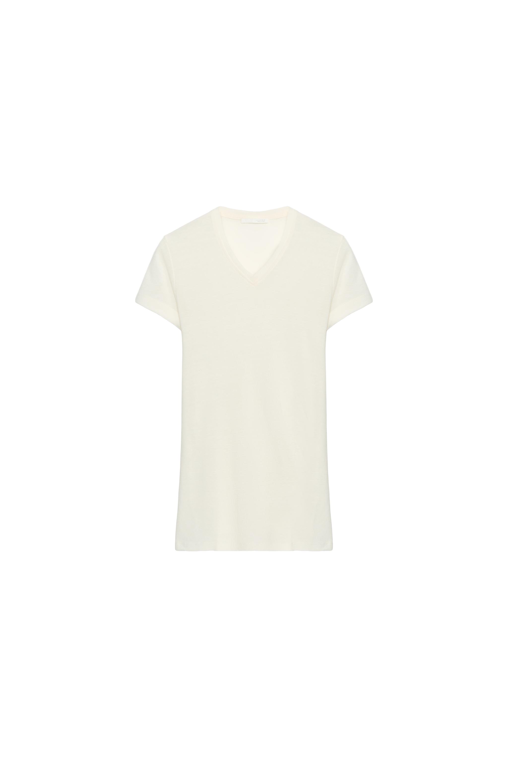 CAMISETA CON LANA