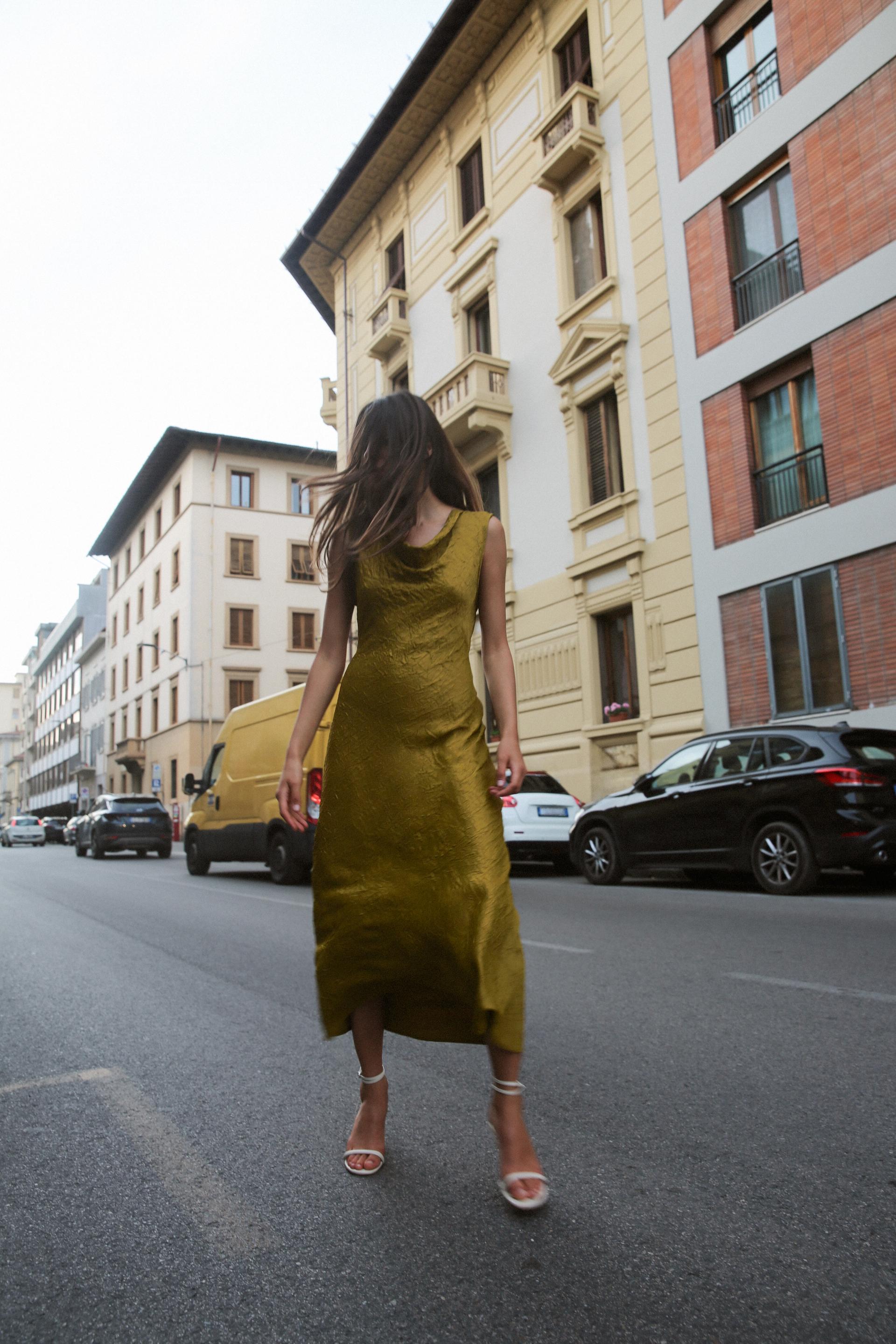 CREASEDEFFECT MIDI DRESS Olive green ZARA Singapore