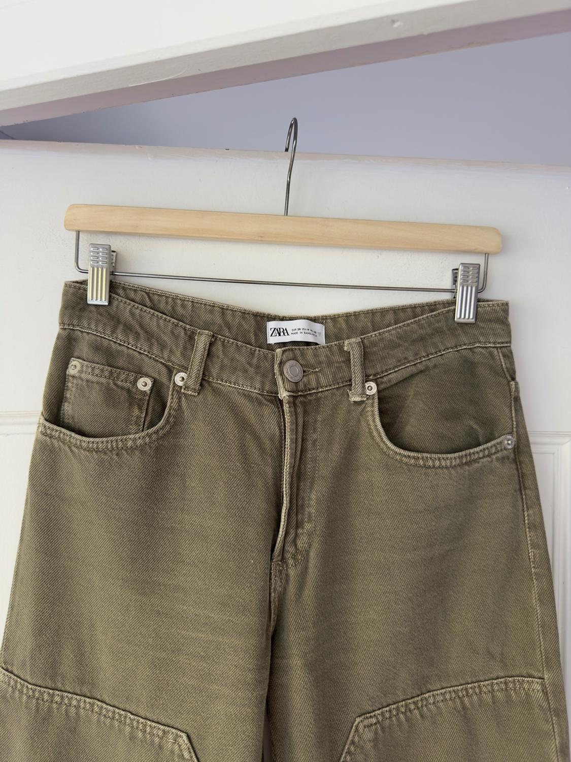 MID-RISE JEANS WITH PATCHES - Image 3