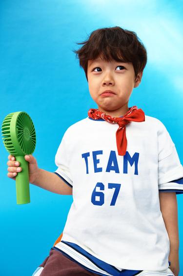 テキストプリントTシャツオフホワイトZaraのテキストプリントTシャツ - オフホワイト 