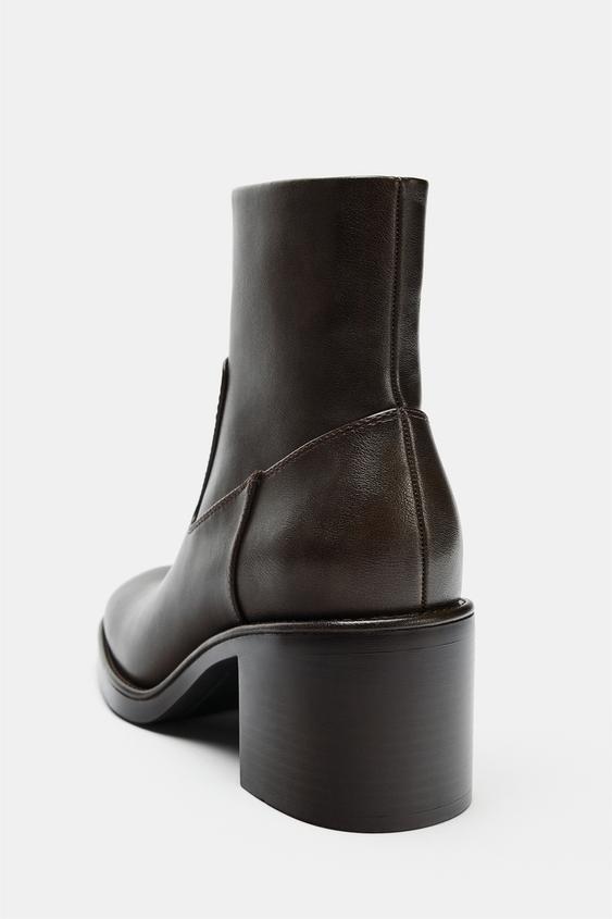 BOTTINES À TALONS CARRÉS - Marron de Zara - Image 5