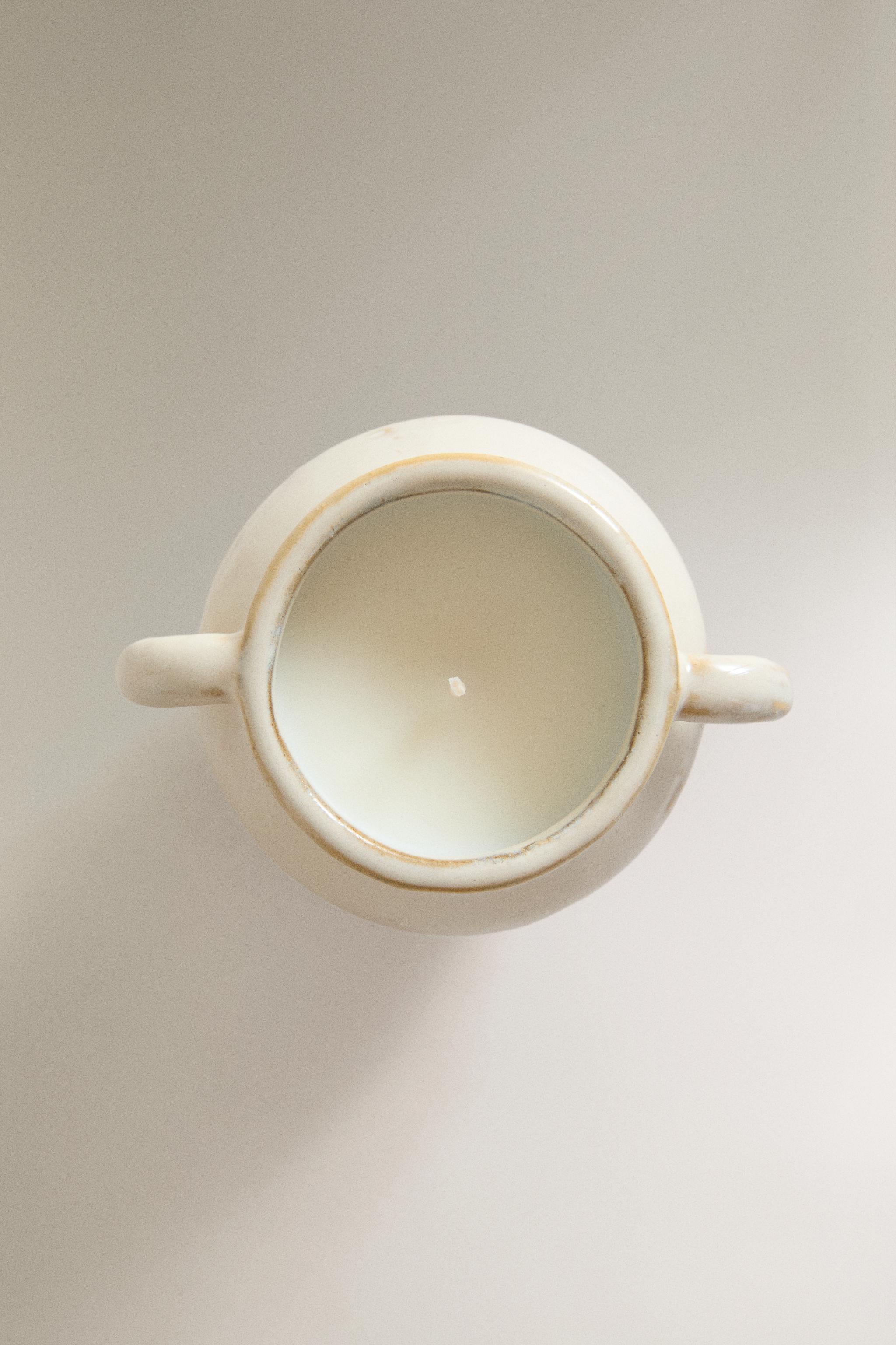 (170 G) LIGHT COTTON SCENTED CANDLE