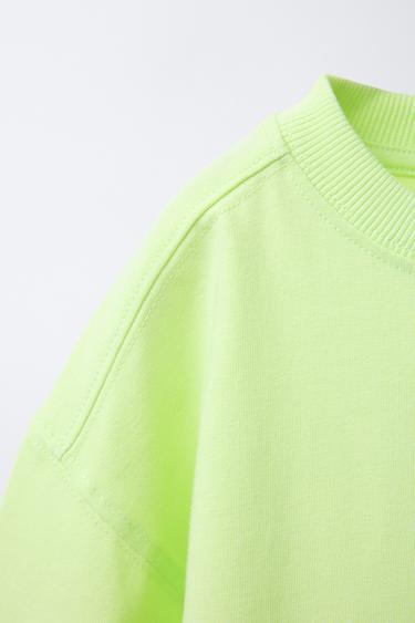 T-SHIRT UNI À POCHE - Vert de Zara