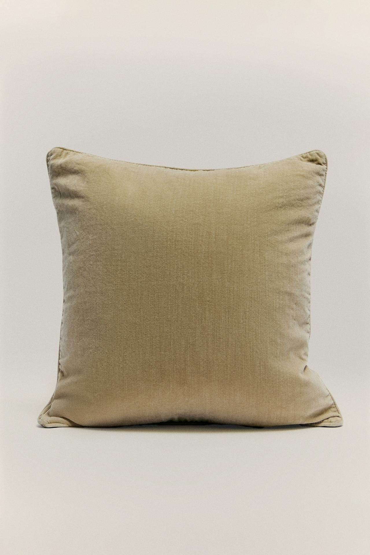 VELVET THROW PILLOW COVER — Vanilla