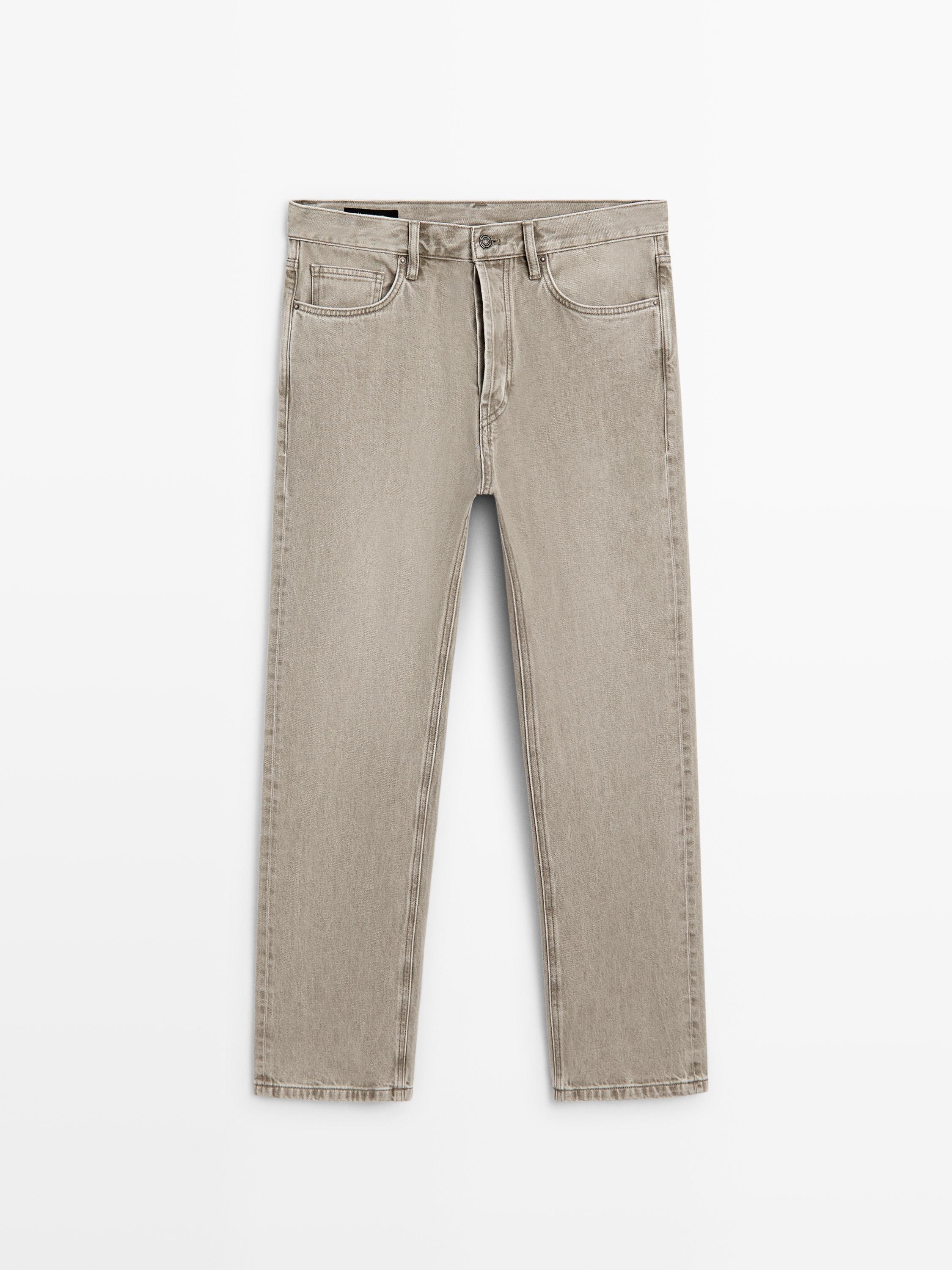 Straight-leg jeans