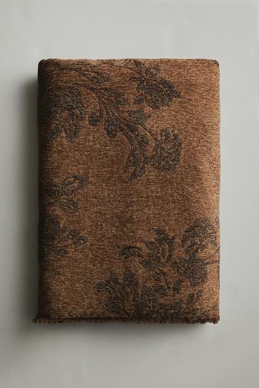 シェニール ジャカード ブランケットブラウンZaraのシェニール ジャカード ブランケット - ブラウン 