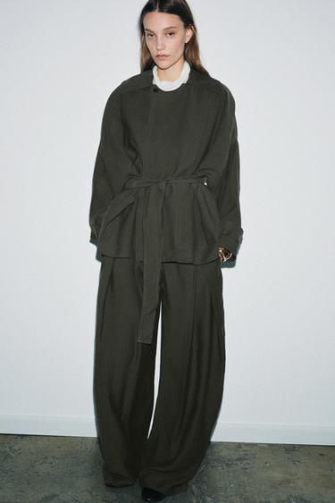 TRENCH CORTO FLUIDO ZW COLLECTION - Khaki de Zara