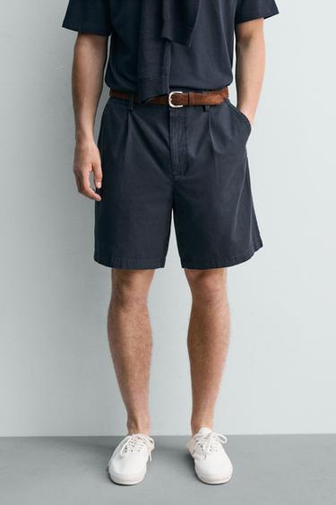 REGULAR FIT PLEATED BERMUDA SHORTS - Navy blue by Zara