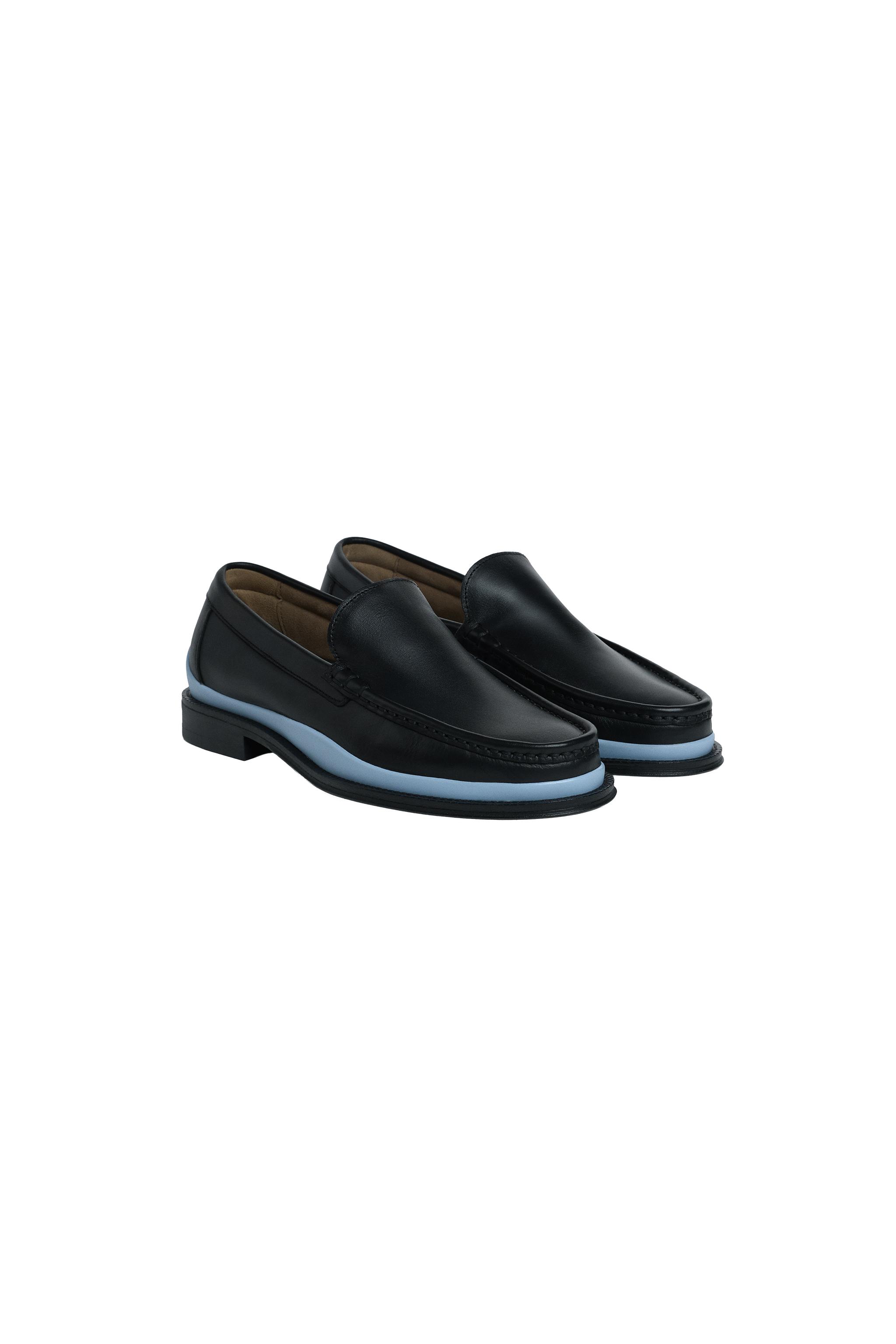 MOCASSINS EN CUIR