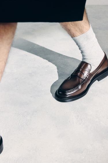 موكاسين جلدي بقناع - بني الخاص بـ Zara
