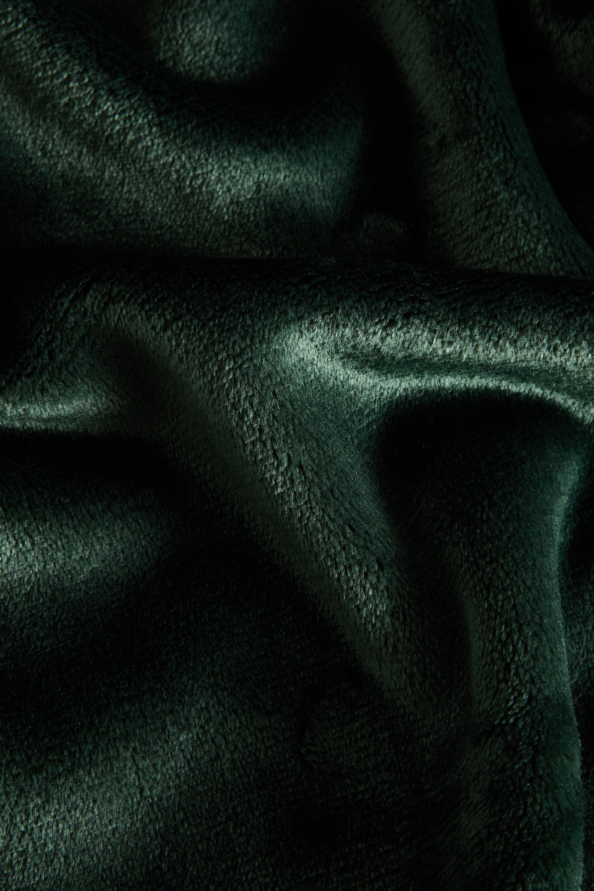 FLEECE BLANKET WITH FRINGING